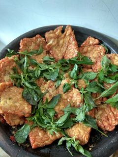 Foto resep Tempe penyet kemangi
