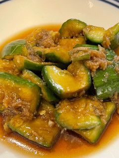 A picture of Cucumber Salad Smash.