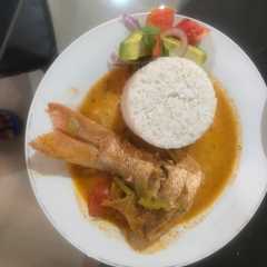 Una foto de Pescado al Coco