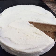 A picture of Vanilla cake.