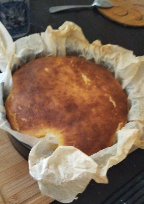 Una foto de Tarta de queso (estilo la Viña)