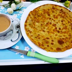 A picture of Aloo ka paratha 😋👍.