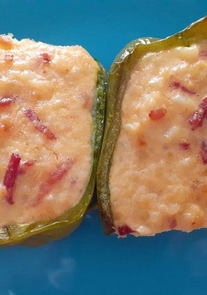 Una foto de Pimientos rellenos de tortilla de patata y bacon