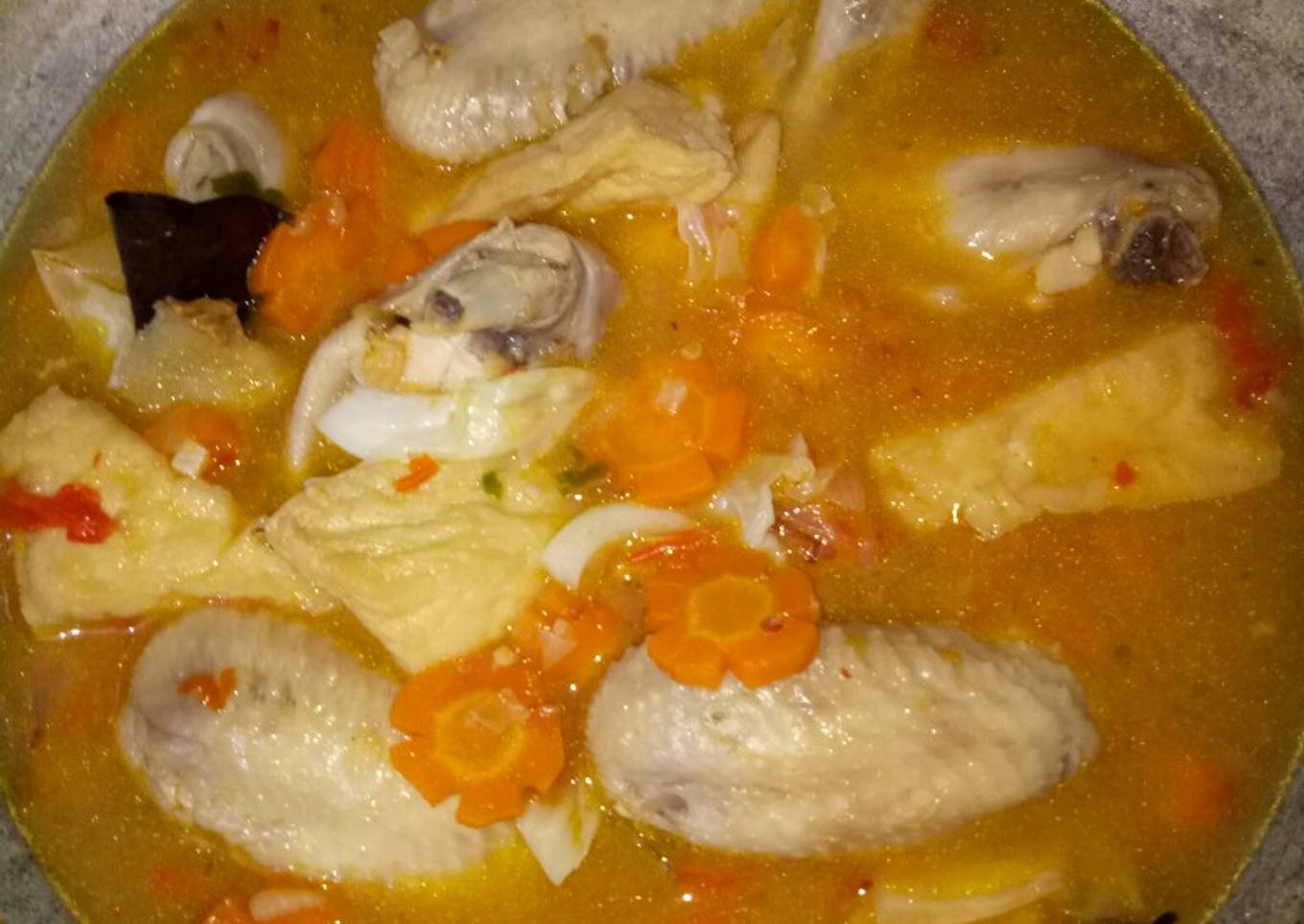 Sop Sayap Ayam Pedas