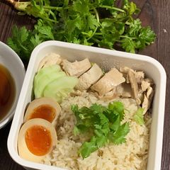 A picture of LunchBox Mealsʕ·͡ᴥ·ʔ: Singaporean Chicken Rice Recipe.