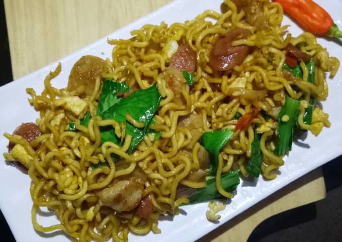 Resep Mie Goreng Special Oleh Desyanti Manggala - Cookpad