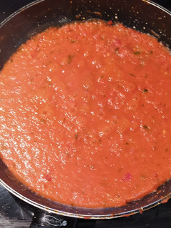 Una foto de Salsa de tomate casera para todo