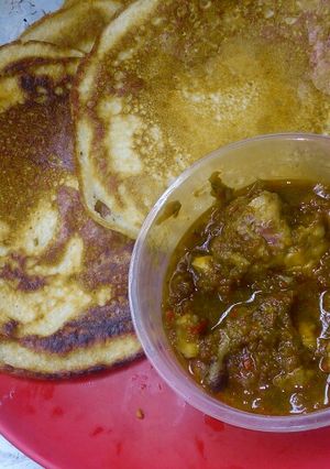A picture of Sinasir wt fish stew.