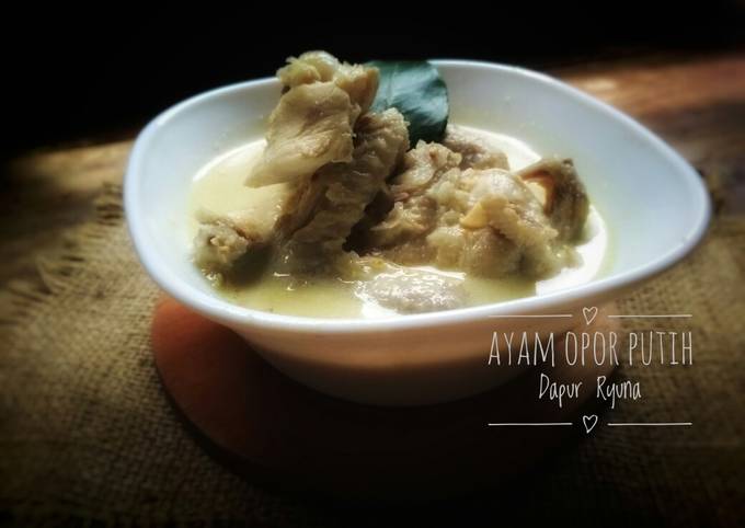 Ayam Opor Putih