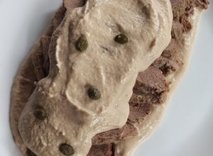 Una foto de Salsa de atún para carnes (vitel toné italiano)
