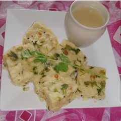 A picture of Stuff Rawa Idli.