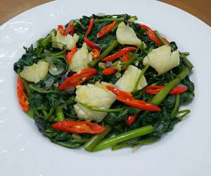 Resep Terbaik Kangkung Cumi Saus Tiram Mantul Banget Resep Terbaik Kangkung Cumi Saus Tiram Mantul Banget