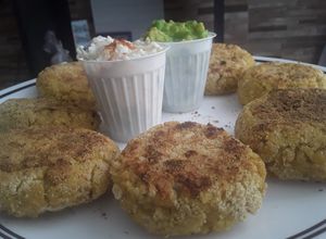 Una foto de Hamburguesas de garbanzos... 🍔🍘🍔