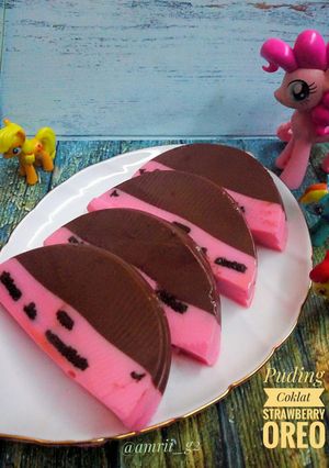 Foto resep Puding Coklat Strawberry Oreo