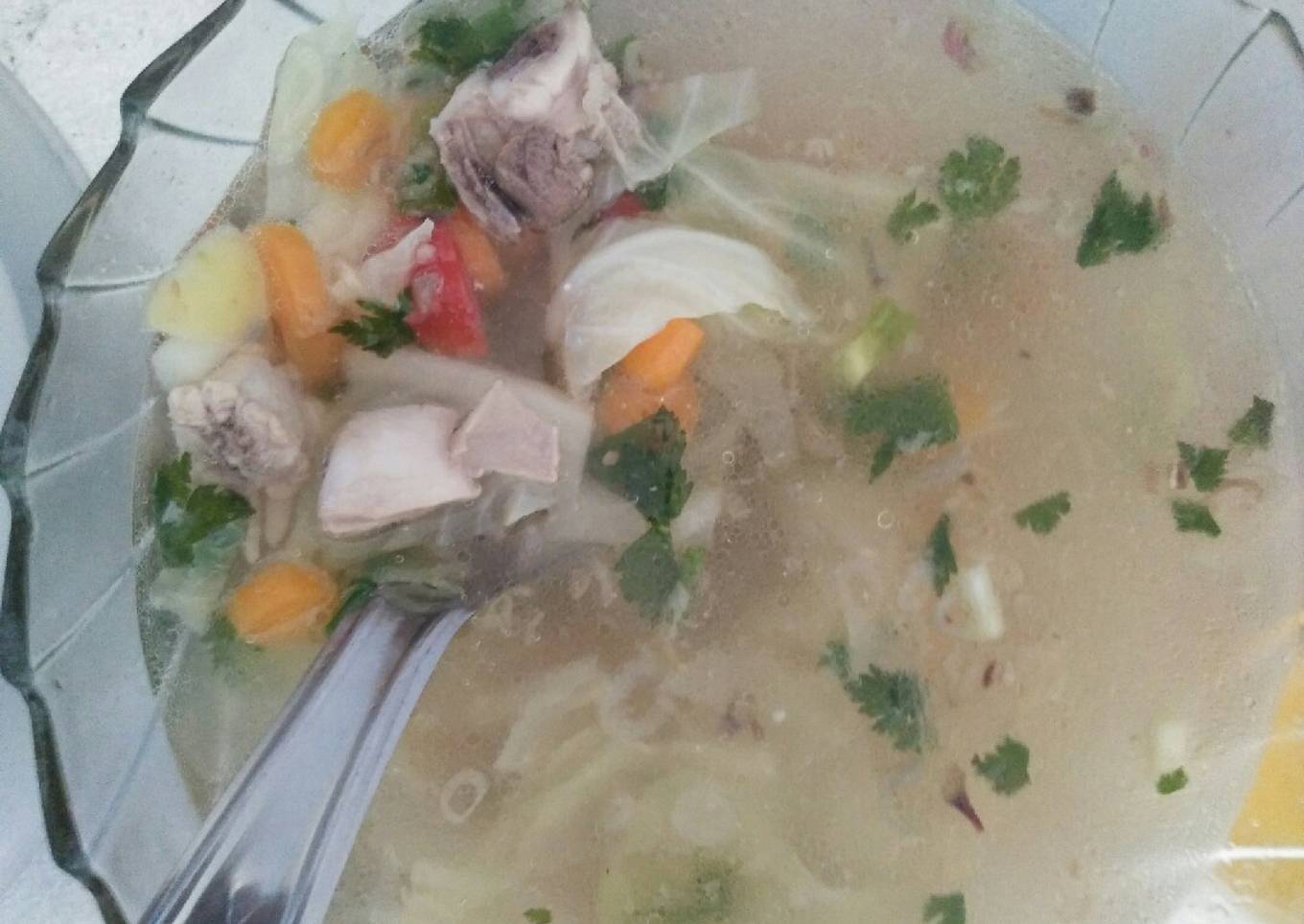 Sop Ayam sederhana