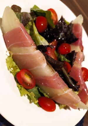 Foto de Salada italiana com melão e presunto parma