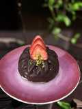 Cupolette di Cioccolato con Cheesecake alle Fragole