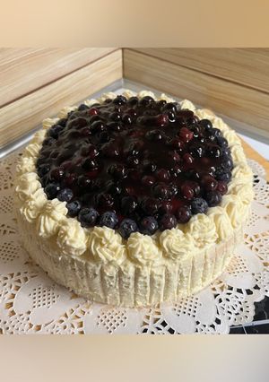 Áfonyás-mascarponés torta 🍰 recept fotója