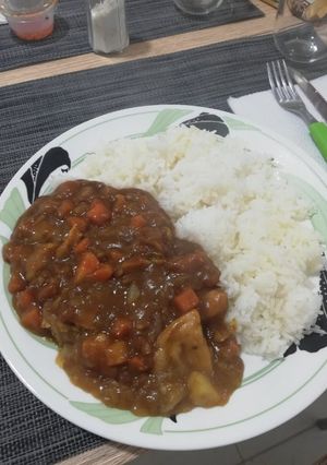Una foto de Curry de Pollo Japonés 🇯🇵