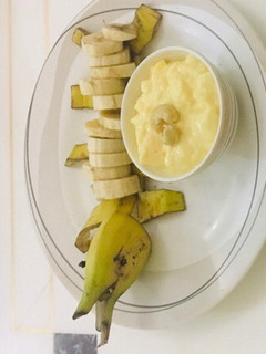 कस्टर्ड (Custard recipe in Hindi) रेसिपी मुख्य फोटो
