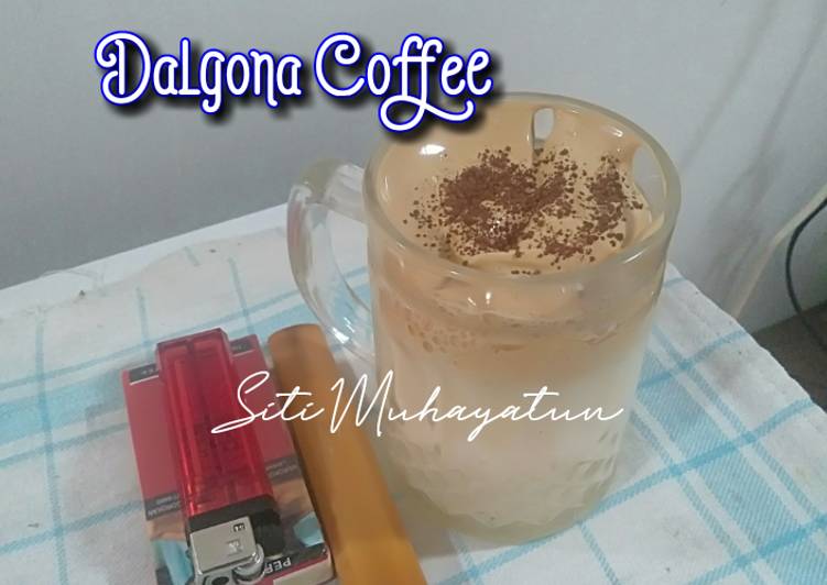 Dalgona Coffee