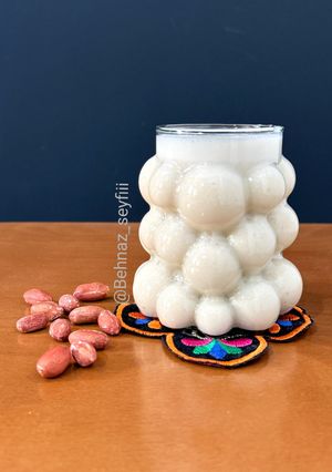 عکسی از دستور اسموتی موز و کره بادوم زمینی