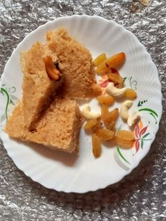 মিষ্টি সুজি(Mishti sooji recipe in Bengali) রেসিপির প্রধান ছবি