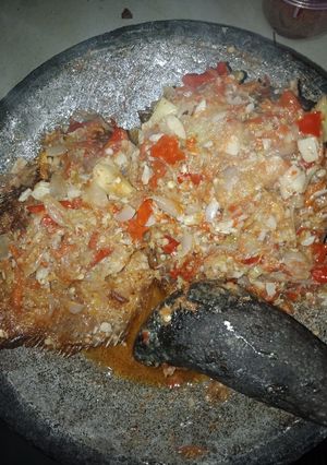 Foto resep Pecak gurame cobek