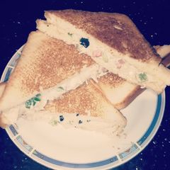 A picture of Chicken Cheese Sandwich.