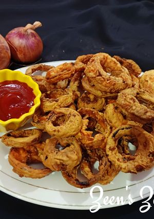 A picture of Red Onion Ring Fritters.