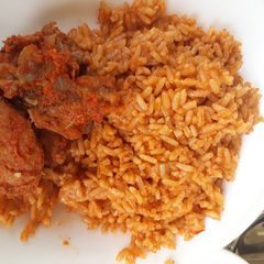 A picture of Jollof rice.