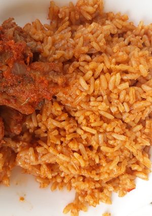 A picture of Jollof rice.