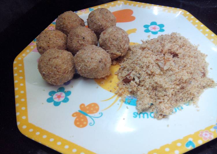 Recipe of Perfect Rajastani Choorma Ladoo