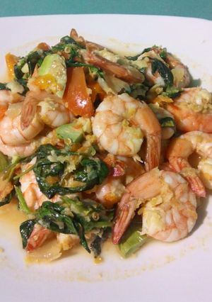 Foto resep Tumis udang pete kemangi, segeer banget!!!