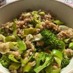 Leek and broccoli spelt risotto - vegan A picture of Leek and broccoli spelt risotto - vegan.
