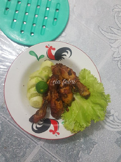Foto resep Ayam goreng bumbu kuning ala fe' #bandung_recooksarikimdonghwa