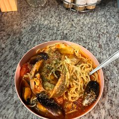 A picture of Spicy Seafood Spaghetti.