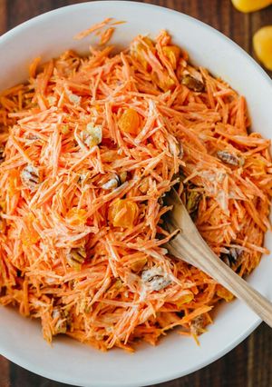 Foto principal de Ensalada Zanahoria con albaricoques y nueces