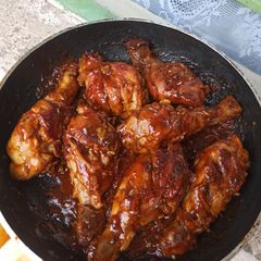 A picture of Yummy drumsticks.