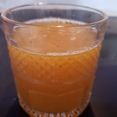 A picture of Jabardast orange juice.