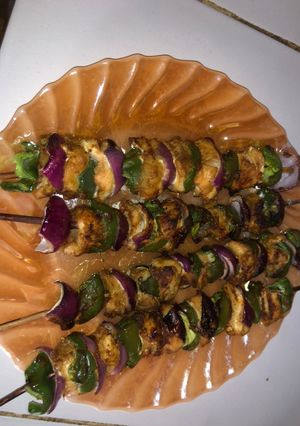 A picture of Grill chicken kebab.