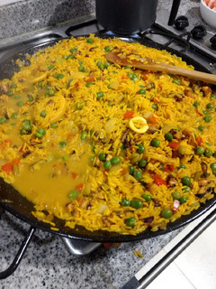 Una foto de Paella de mariscos
