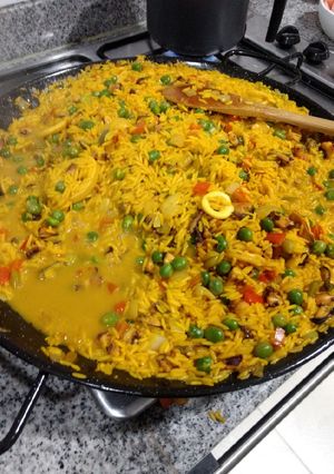 Una foto de Paella de mariscos