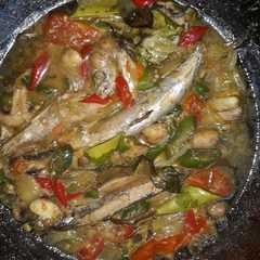 รูปของ Tumis ikan pindang