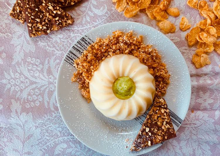 Panna Cotta ai Cereali con Crema di Avocado