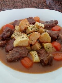 Una foto de Guisado de carne de caballo