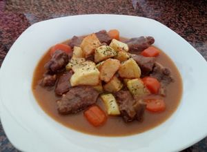 Foto principal de Guisado de carne de caballo