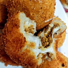 A picture of Leftover qeema filled potato cheese balls.