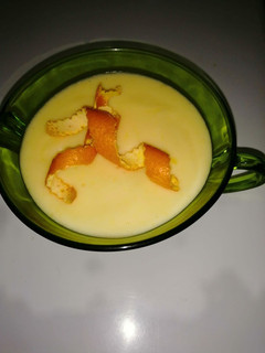 Una foto de Mousse de naranja