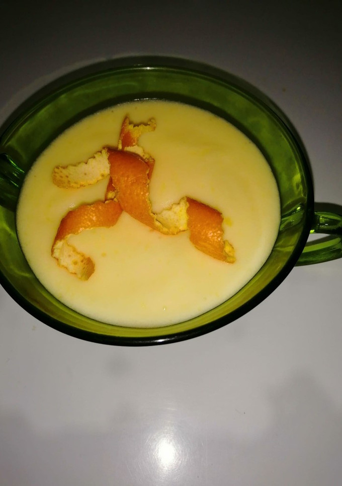 Una foto de Mousse de naranja